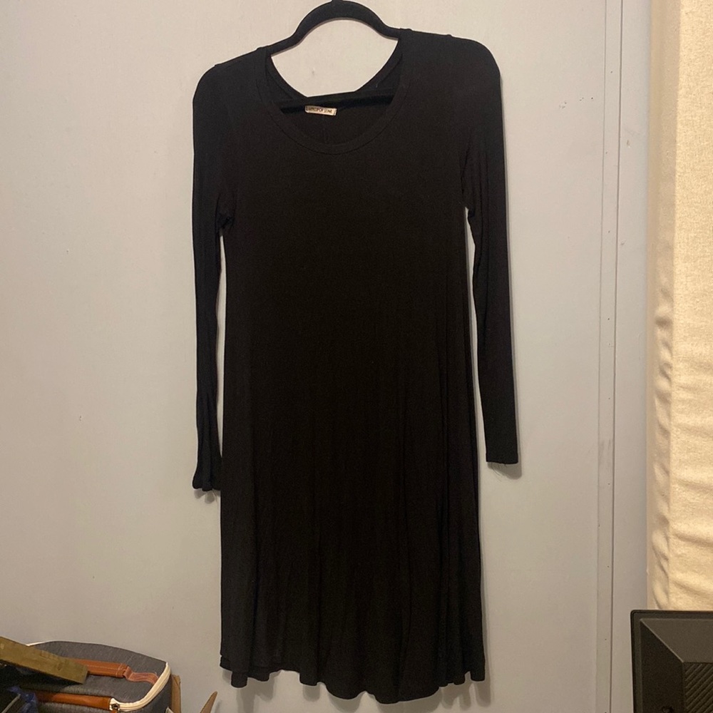 Black long sleeve dress